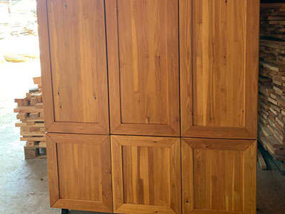 Realizimi i raftit me derrase Realizimi i raftit me derrase